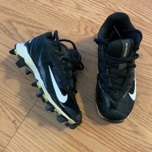 Youth Nike BSBL Vapor Baseball Cleats. EUC. Size 10C